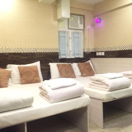 Just Inn On Nathan Road Гонконг Экстерьер фото