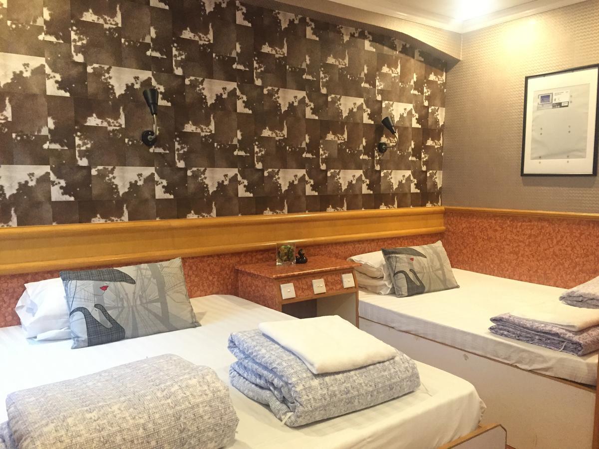 Just Inn On Nathan Road Гонконг Экстерьер фото