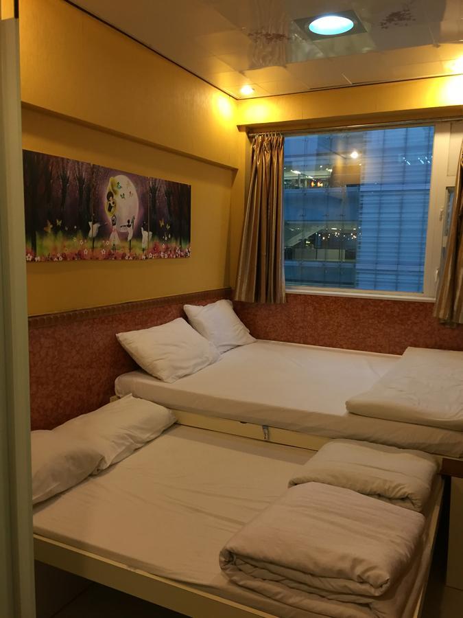 Just Inn On Nathan Road Гонконг Экстерьер фото